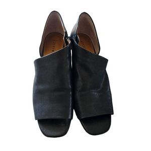 Lucky brand womens Sz 9.5M black leather Tylera Wedge sandals